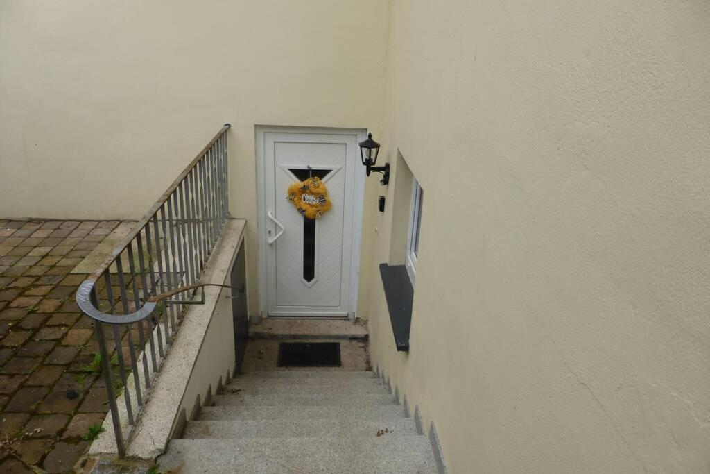 Wunderschone Komplett Neu Eingerichtete Wohnung Emmerthal Exterior foto